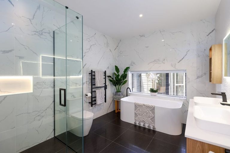 Photo of property in 46 Bisley Avenue, Moana, Nelson, 7011