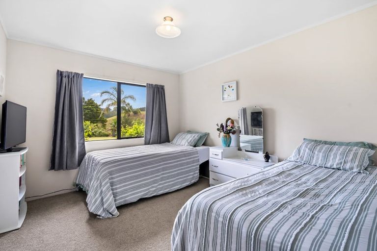 Photo of property in 29 Pataua Road North, Whareora, Whangarei, 0175