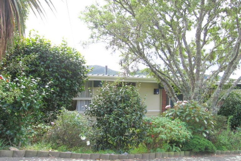 Photo of property in 22 Collier Avenue, Karori, Wellington, 6012