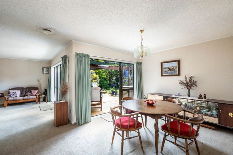 Photo of property in 2 Byron Place, Whalers Gate, New Plymouth, 4310
