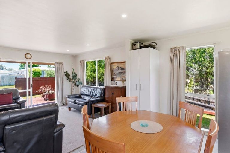 Photo of property in 2 Cargill Street, Levin, 5510