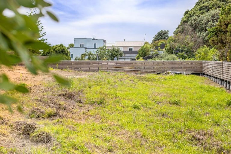 Photo of property in 85a Seaview Road, Paraparaumu Beach, Paraparaumu, 5032