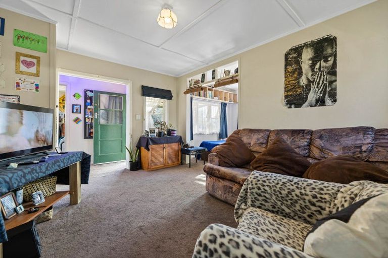 Photo of property in 24 Grace Crescent, Tokoroa, 3420