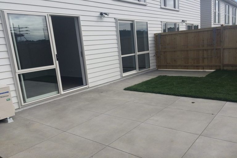 Photo of property in 7 Forbes Mccammon Drive, Swanson, Auckland, 0614