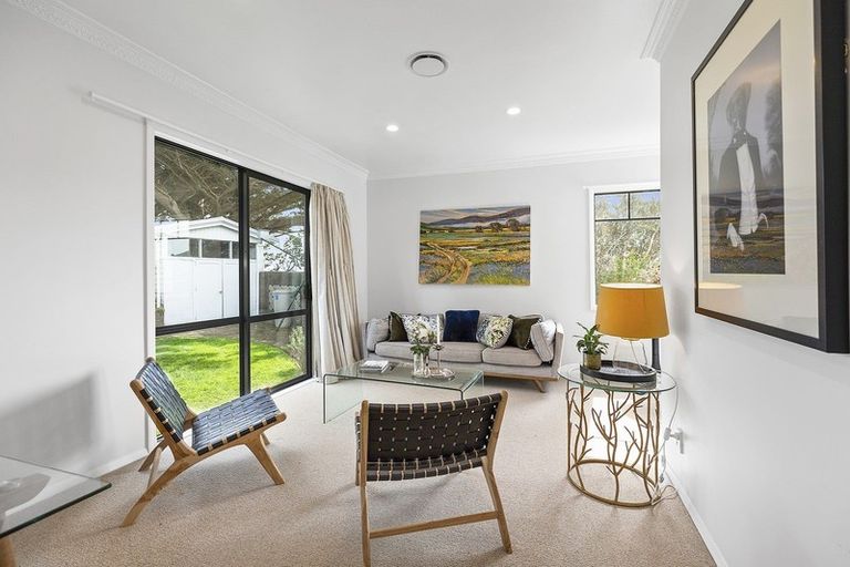 Photo of property in 77 Sidlaw Street, Strathmore Park, Wellington, 6022