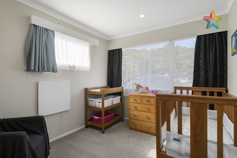 Photo of property in 181 Major Drive, Kelson, Lower Hutt, 5010