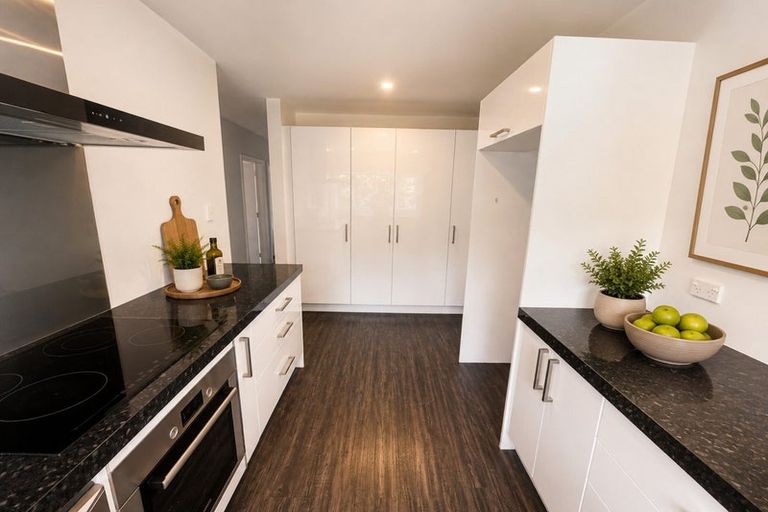 Photo of property in 9 Hampton Place, Burnside, Christchurch, 8053