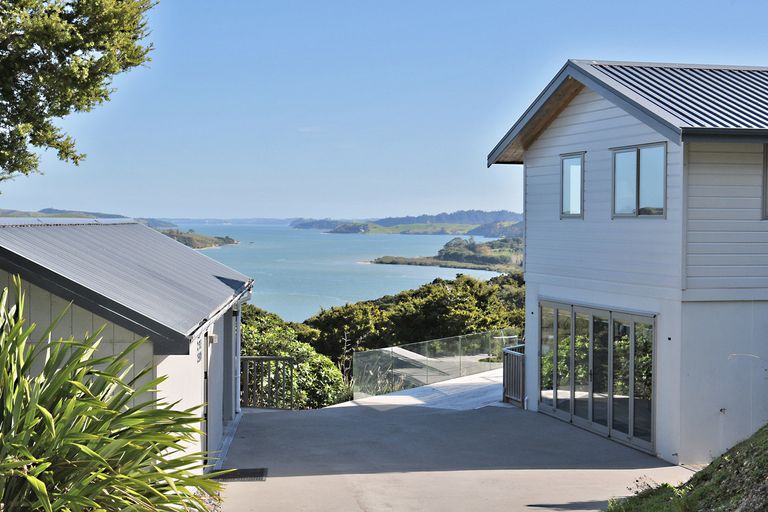 Photo of property in 189 Takahoa Drive, Kaiwaka, 0573