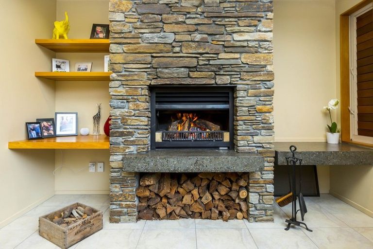 Photo of property in 1154h State Highway 2, Te Marua, Upper Hutt, 5018