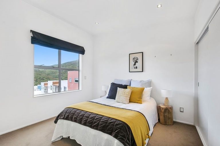 Photo of property in 56 Saddleback Grove, Karori, Wellington, 6012