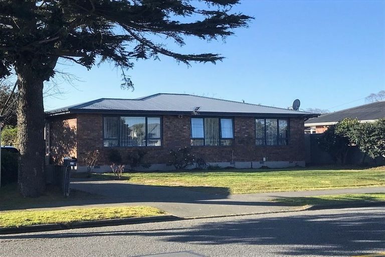 Photo of property in 223 Mairehau Road, Burwood, Christchurch, 8083