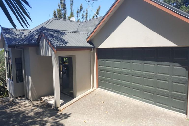 Photo of property in 1/667 East Coast Road, Browns Bay, Auckland, 0630