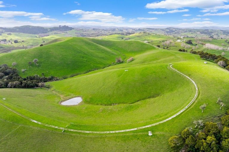 Photo of property in 100 Marohemo Road, Maungaturoto, 0583