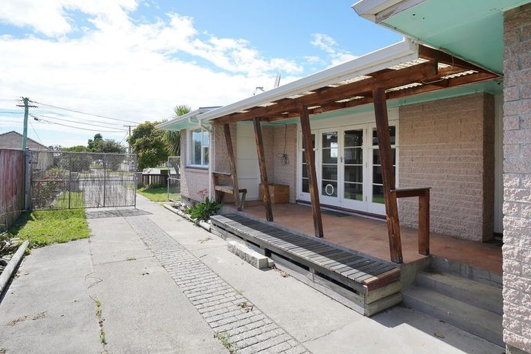Photo of property in 144 Shortland Street, Aranui, Christchurch, 8061