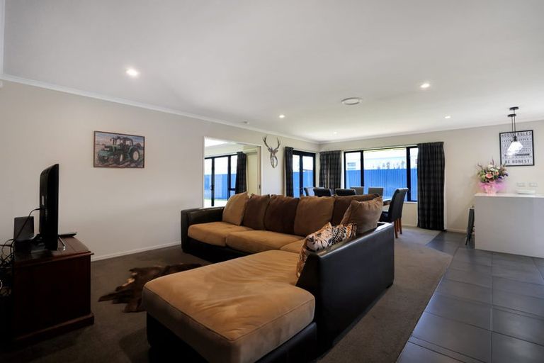 Photo of property in 22 Anne Street, Tinwald, Ashburton, 7700