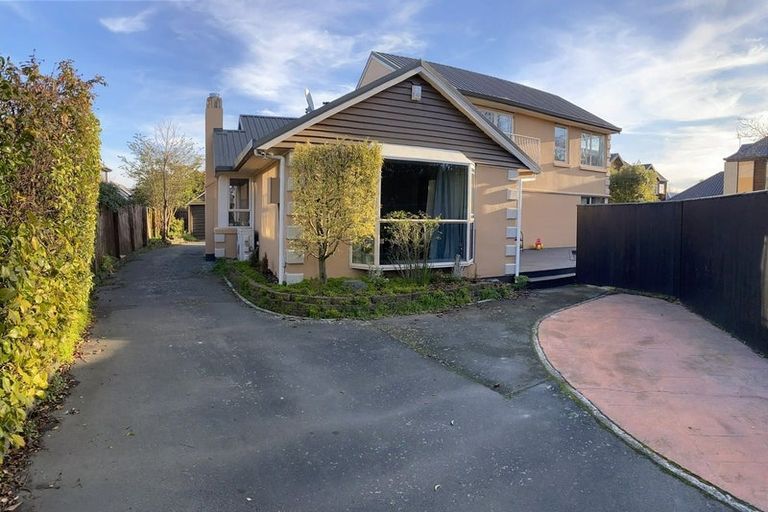 Photo of property in 55 Memorial Avenue, Ilam, Christchurch, 8053