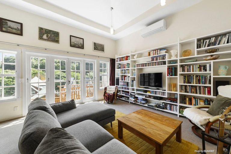 Photo of property in 4a Melrose Crescent, Melrose, Wellington, 6023