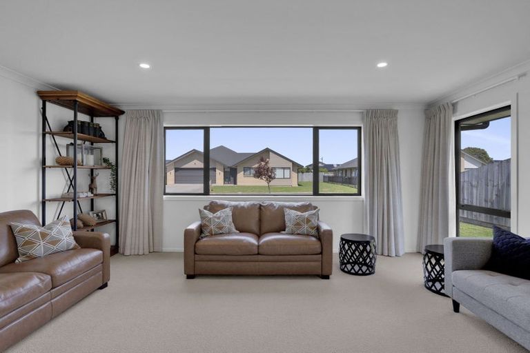 Photo of property in 21 Ruru Street, Cambridge, 3434