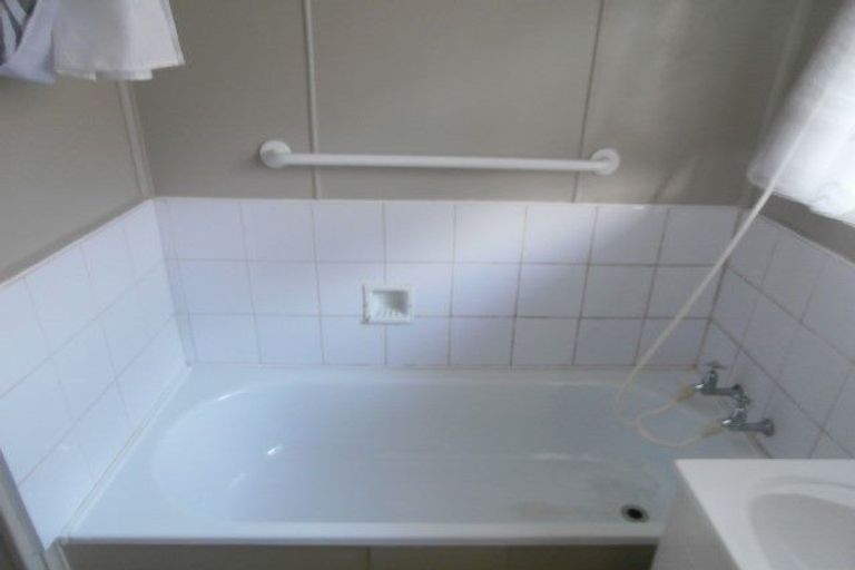 Photo of property in 2/124 Huxley Street, Sydenham, Christchurch, 8023