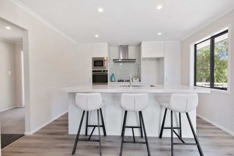 Photo of property in 15 Downer Access Road, Kaukapakapa, 0873