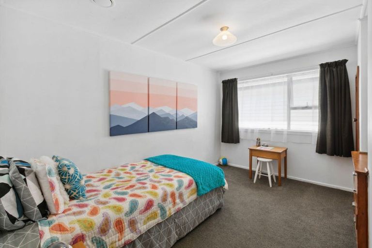 Photo of property in 401 Koru Road, Koru, New Plymouth, 4374
