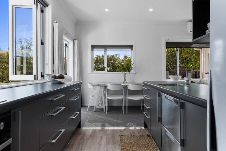 Photo of property in 97 Barrington Street, Somerfield, Christchurch, 8024