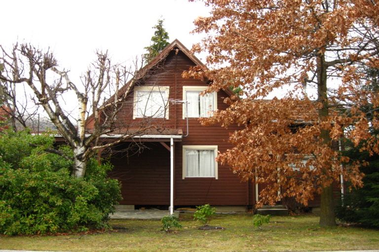 Photo of property in 24 Shaw Street, Arrowtown, 9302