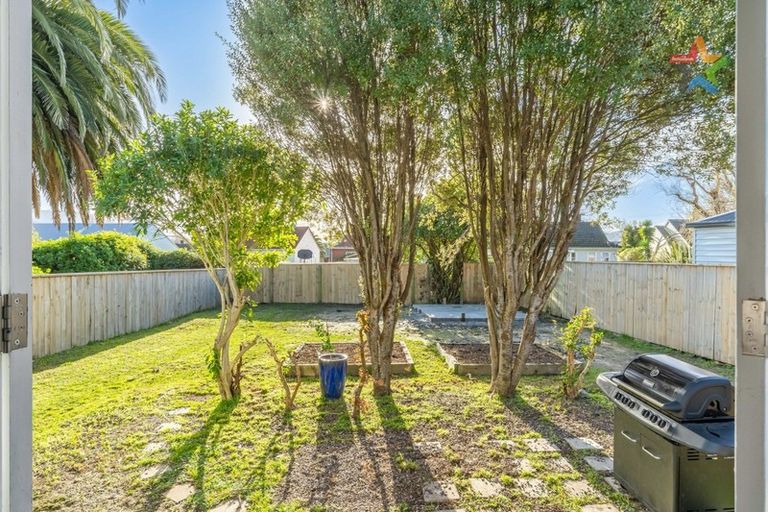 Photo of property in 133 Waddington Drive, Naenae, Lower Hutt, 5011