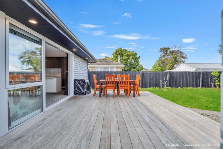 Photo of property in 7 Newhaven Street, Burwood, Christchurch, 8083