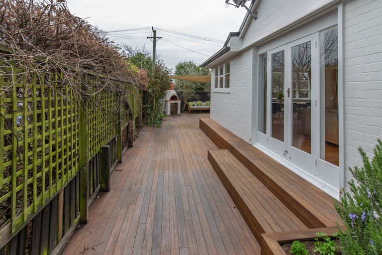 Photo of property in 3 Kain Avenue, Strowan, Christchurch, 8052