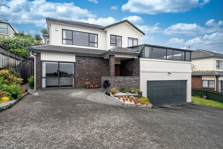 Photo of property in 19b Eske Place, Highland Park, Auckland, 2010