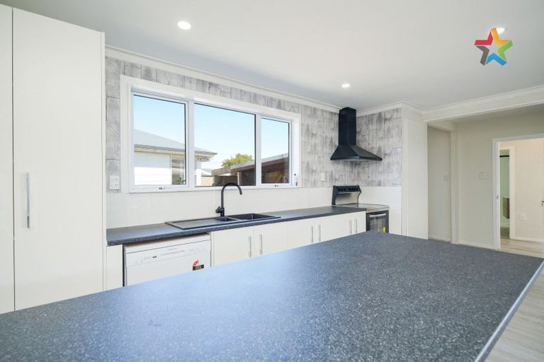 Photo of property in 43 Severn Street, Clifton, Invercargill, 9812