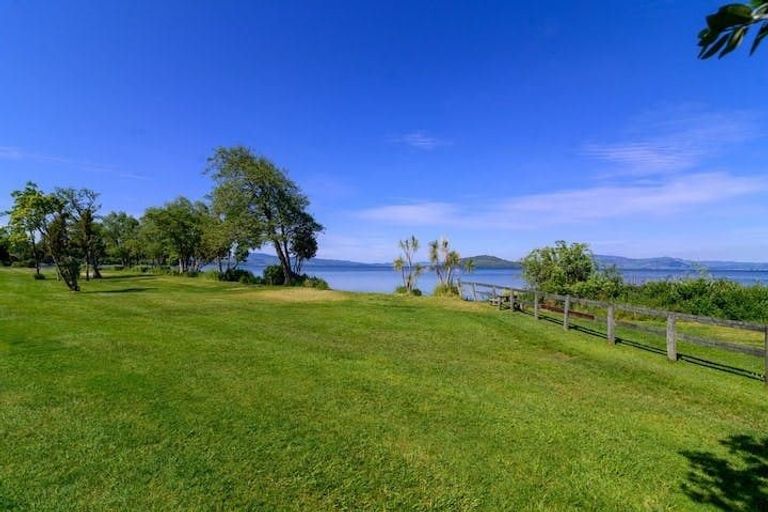 Photo of property in 13/1420 Hamurana Road, Mourea, Rotorua, 3074