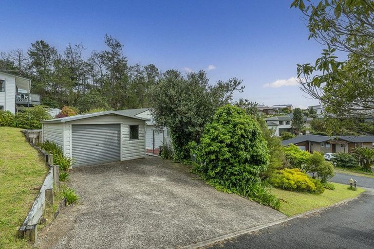 Photo of property in 66 Windsor Drive, Tairua, 3508