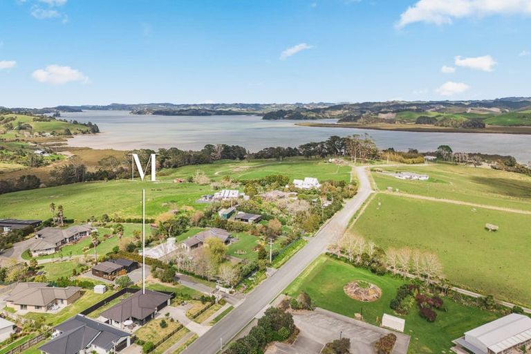 Photo of property in 41 Dawson Road, Snells Beach, 0920