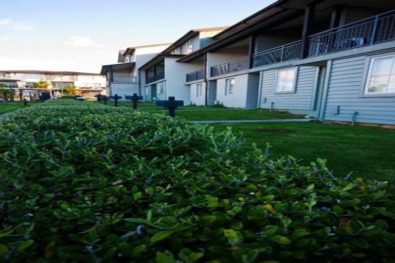 Photo of property in 48 Haven Drive, East Tamaki, Auckland, 2013