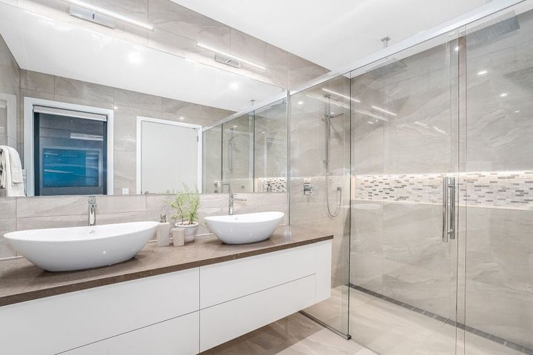 Photo of property in 14 Wangapeka Way, Aotea, Porirua, 5024