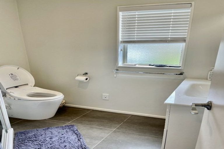 Photo of property in 3 Fresil Lane, Massey, Auckland, 0614