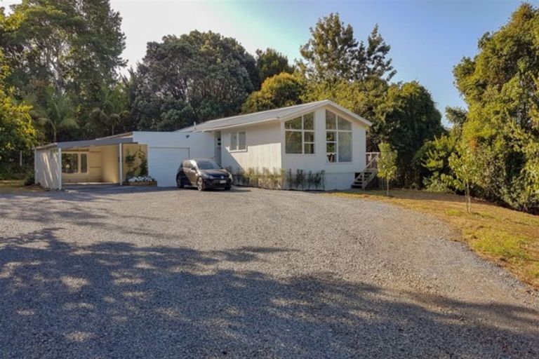Photo of property in 138 Landing Road, Kerikeri, 0230