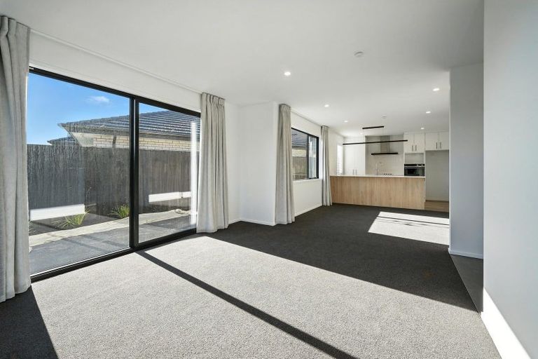 Photo of property in 11 Pitcaithly Street, Halswell, Christchurch, 8025