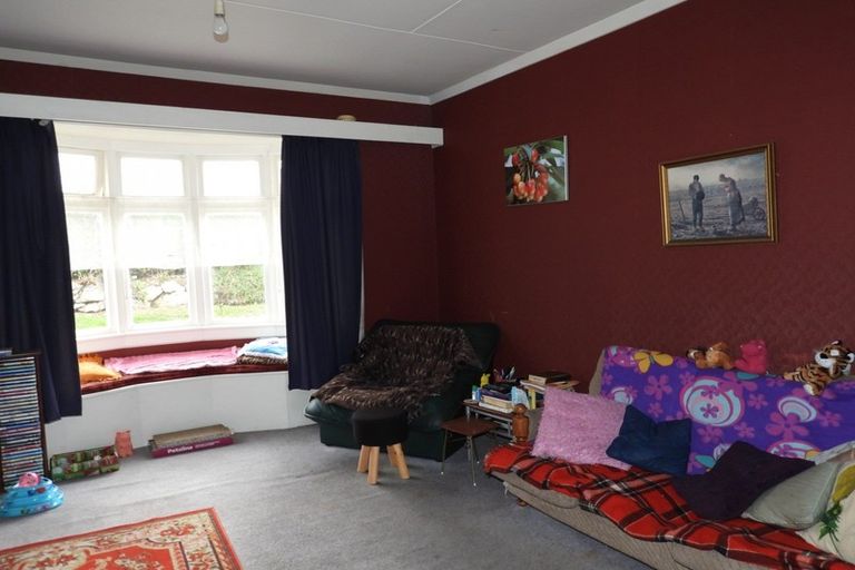 Photo of property in 29 Wharfe Street, South Hill, Oamaru, 9400