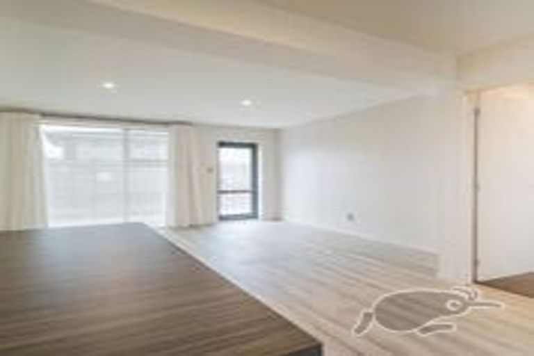 Photo of property in 28 Springfield Road, St Albans, Christchurch, 8014