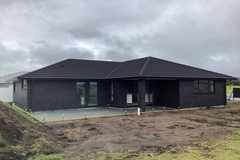 Photo of property in 45 Kitemaunga Avenue, One Tree Point, 0118