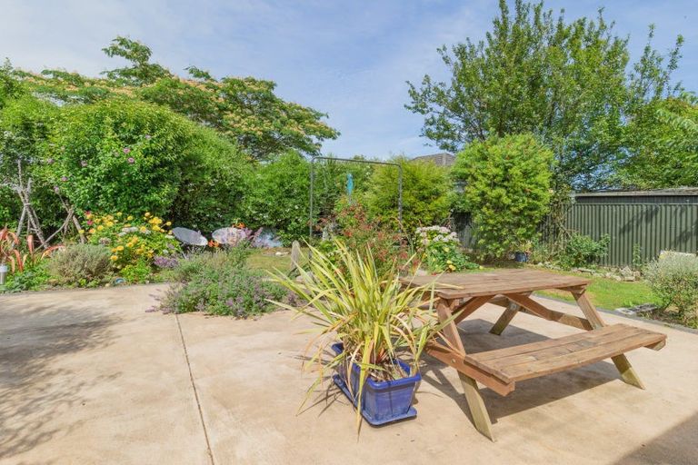 Photo of property in 37 Bowen Street, Levin, 5510