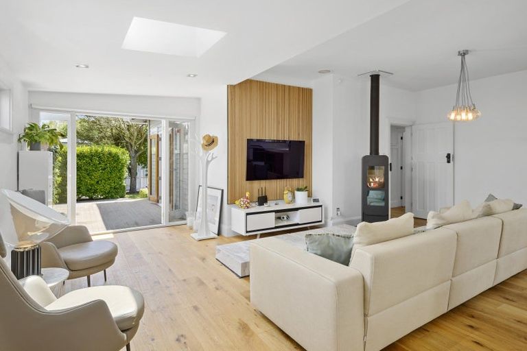 Photo of property in 150 Mays Road, St Albans, Christchurch, 8052