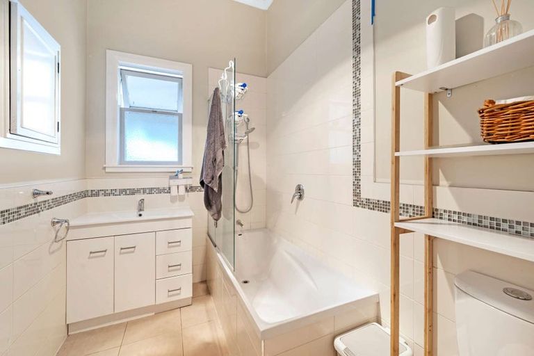 Photo of property in 813 Caroline Road, Hastings, 4122