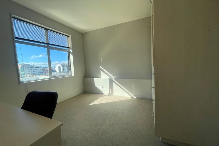 Photo of property in City Lodge, 402/115 Vivian Street, Te Aro, Wellington, 6011