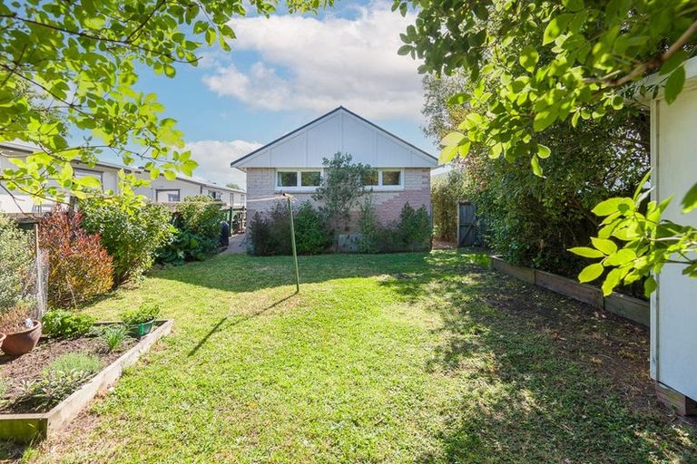 Photo of property in 2/20 Percy Street, Phillipstown, Christchurch, 8011