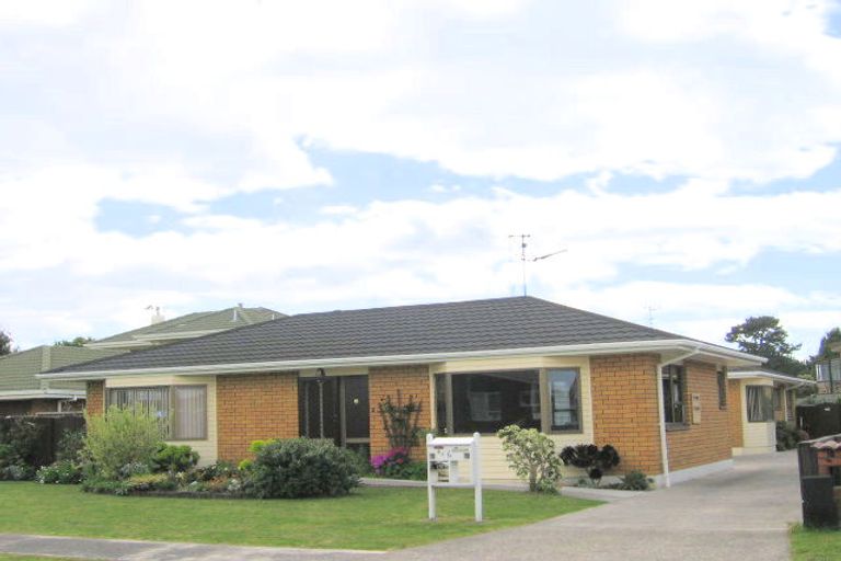 Photo of property in 6a Compton Place, Mount Maunganui, 3116