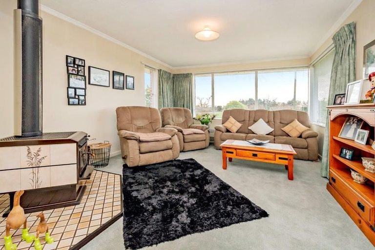 Photo of property in 37 Petticoat Lane, Doyleston, 7682